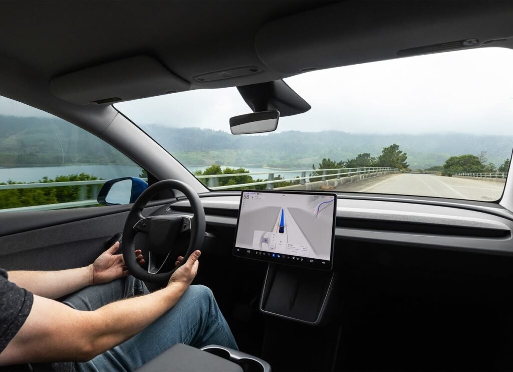 model y standard fsd carousel slide 1 desktop emea